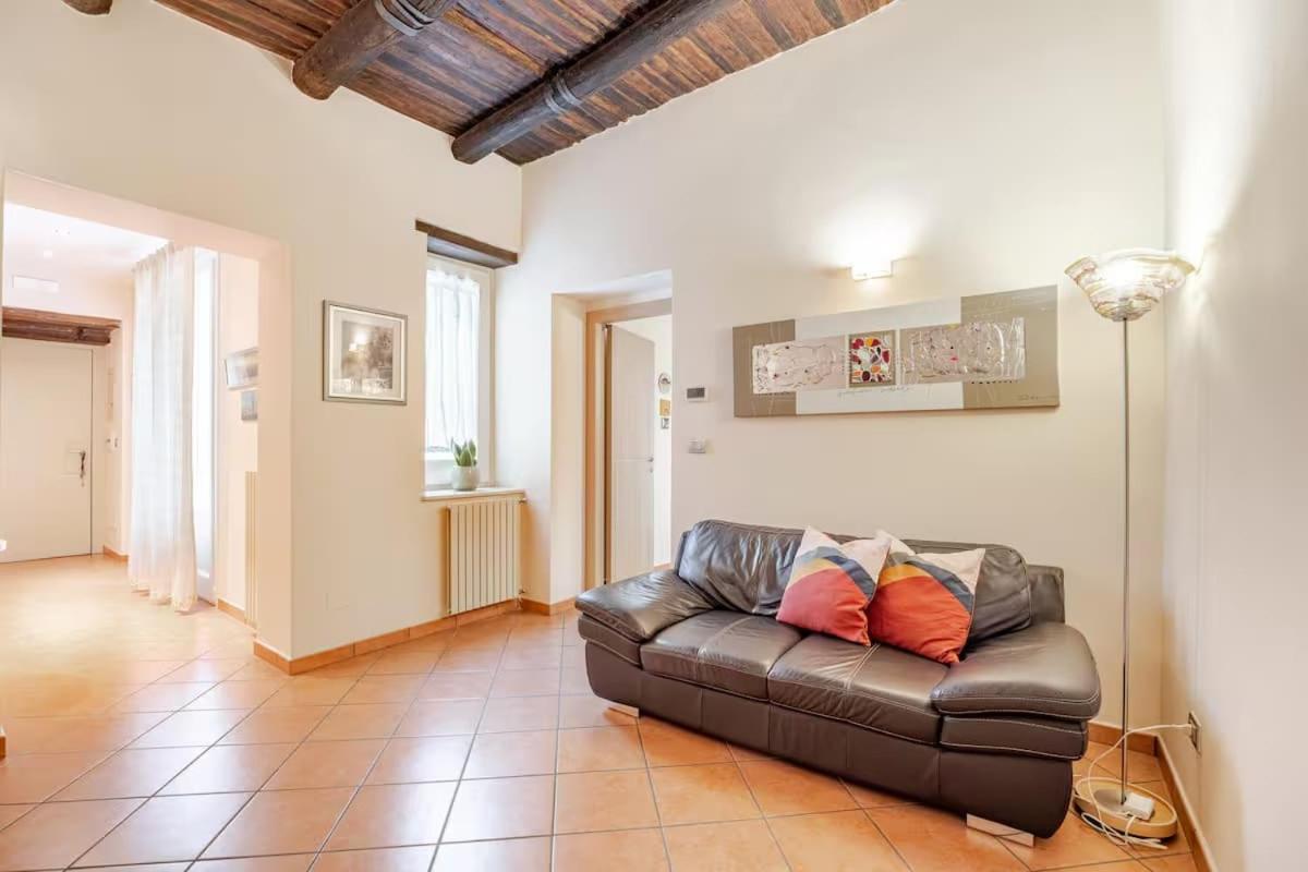 Casa Albertino-In The Heart Of Nápoly Kültér fotó